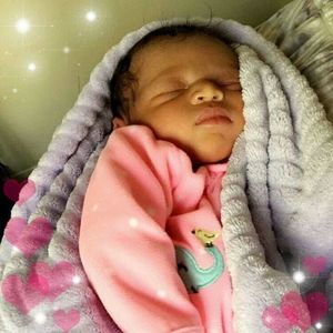 Meet your Posher, Chanel